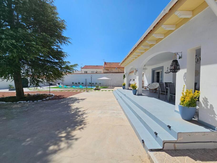 La Casa Del Arbol Villa Fuentiduena de Tajo Buitenkant foto